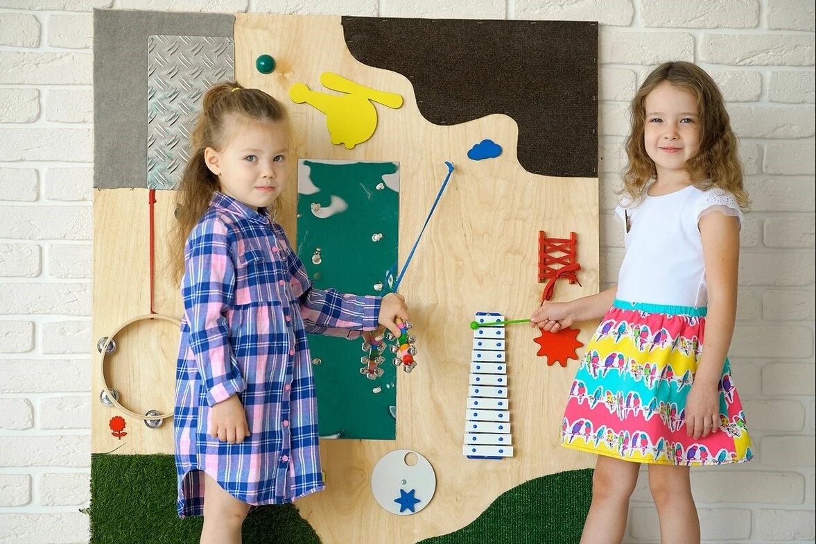 Акустическая настенная тактильная панель «Любим музыку»